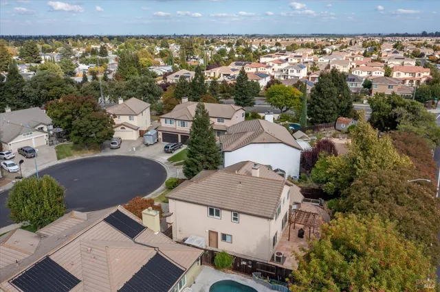 $739,950 | 918 Moonstone Court, Vacaville, CA 95687