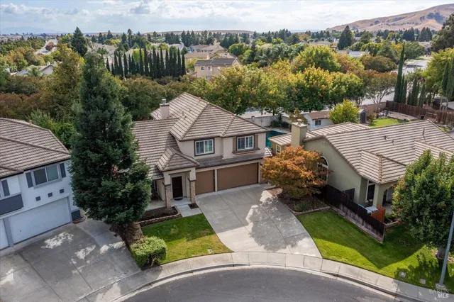 $739,950 | 918 Moonstone Court, Vacaville, CA 95687
