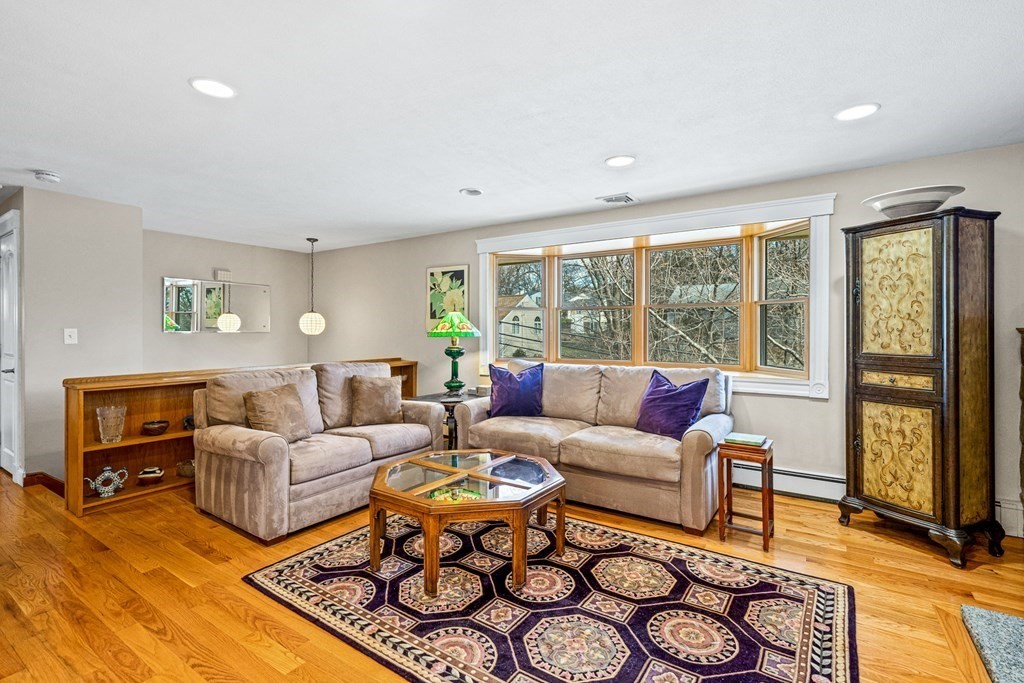 146 Ridge Street Arlington, MA 02474 - Photo 4 of 32