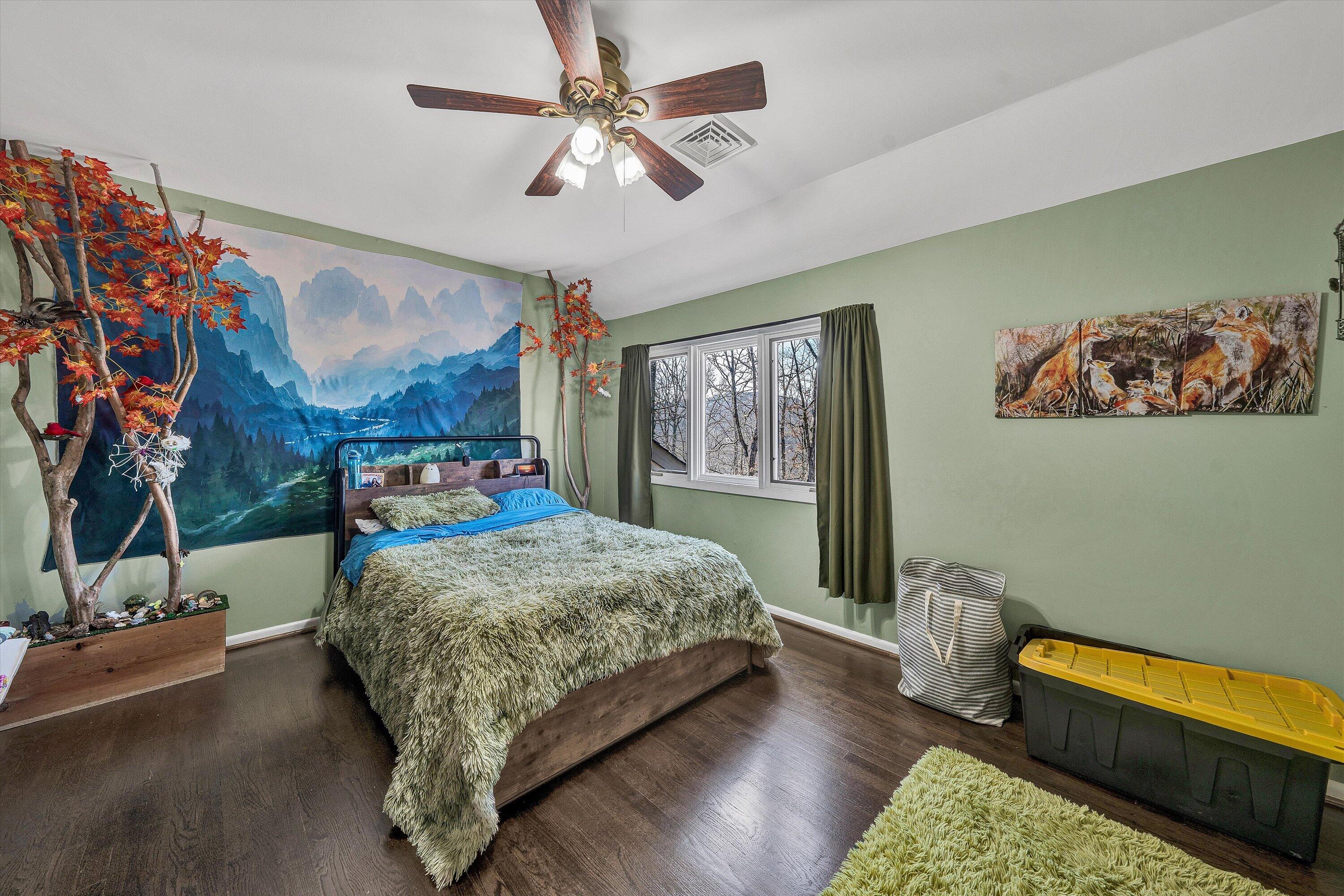 5157 Remington Road Roanoke, VA 24018 - Photo 33 of 63 a bedroom with a bed dresser and window