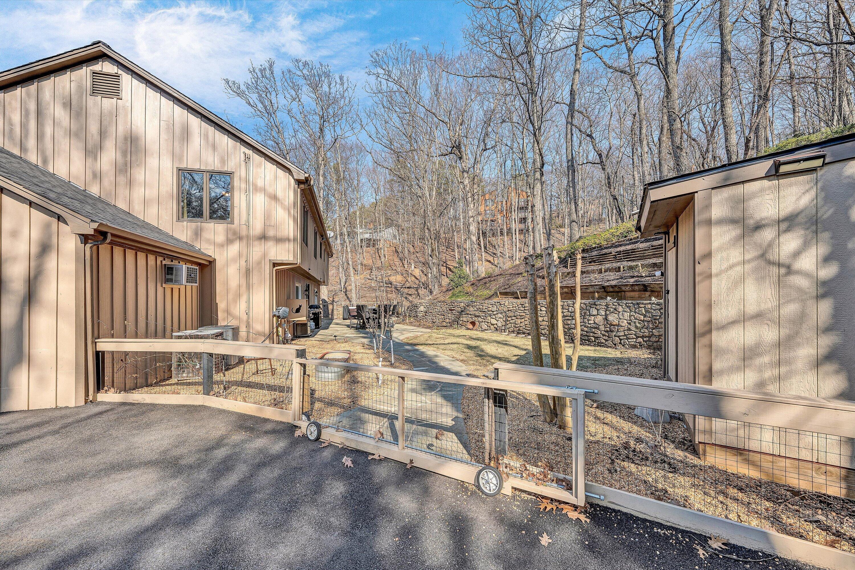 5157 Remington Road Roanoke, VA 24018 - Photo 50 of 63 a view of roof deck