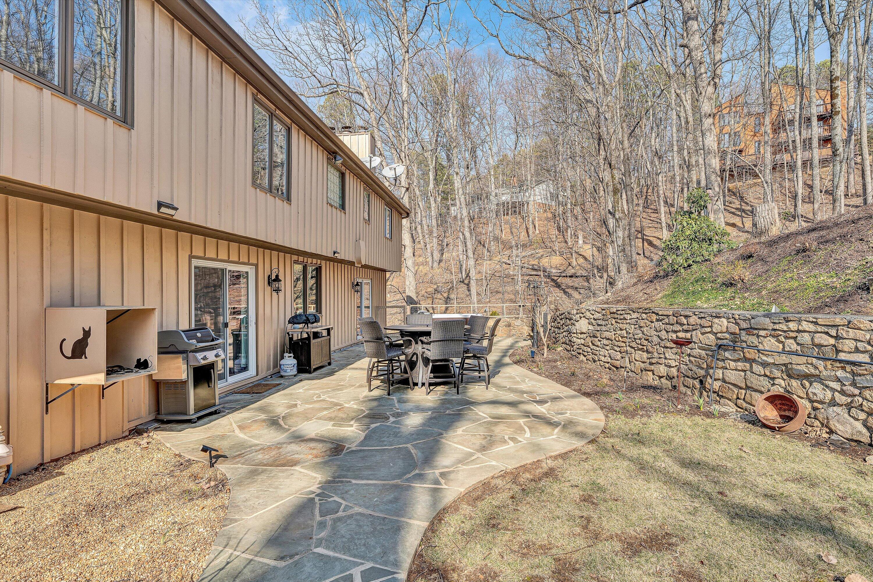 5157 Remington Road Roanoke, VA 24018 - Photo 52 of 63 a view of outdoor space with seating area