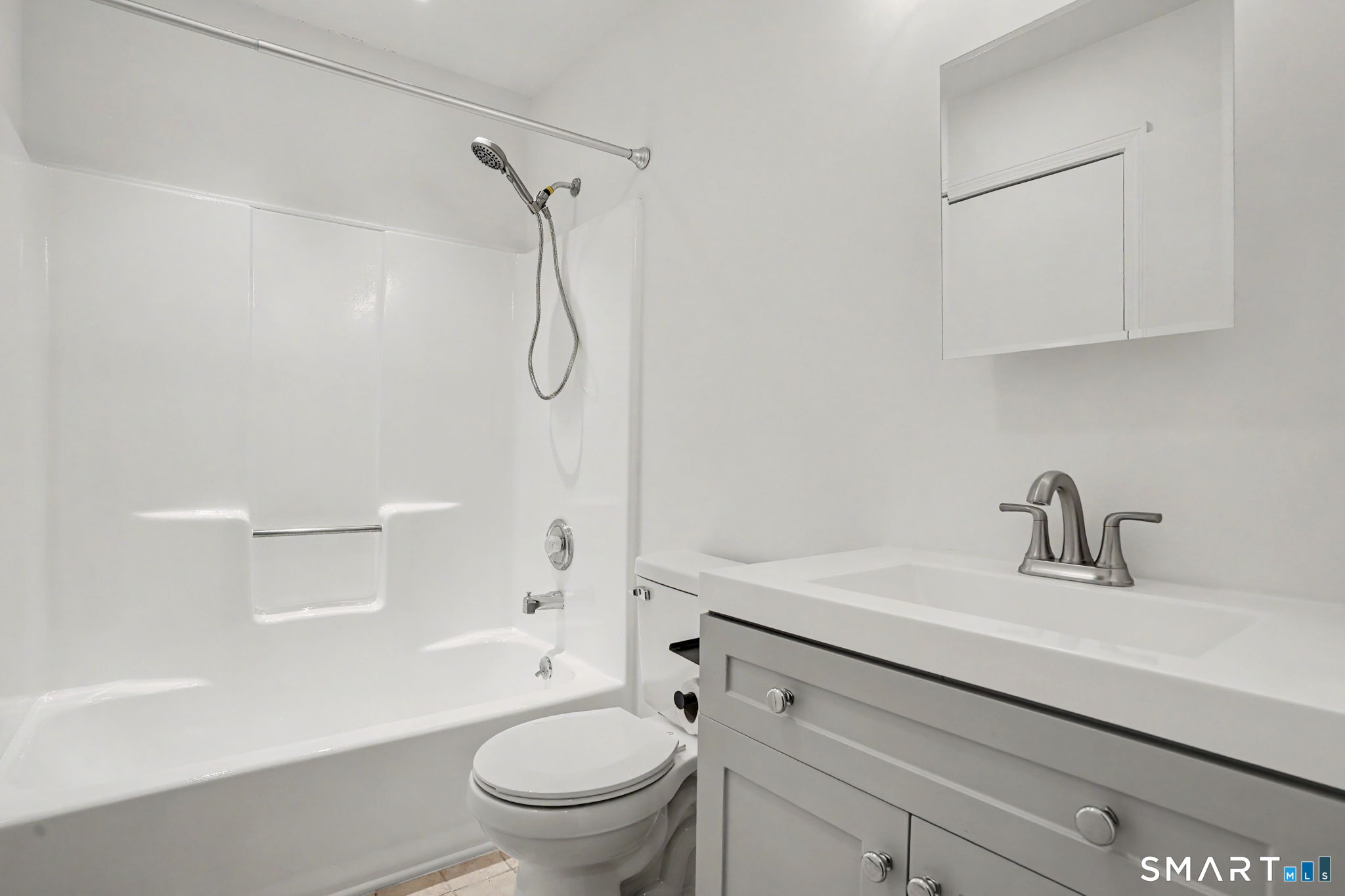49 Deer Run, Unit 49 Bethel, CT 06801 - Photo 7 of 11