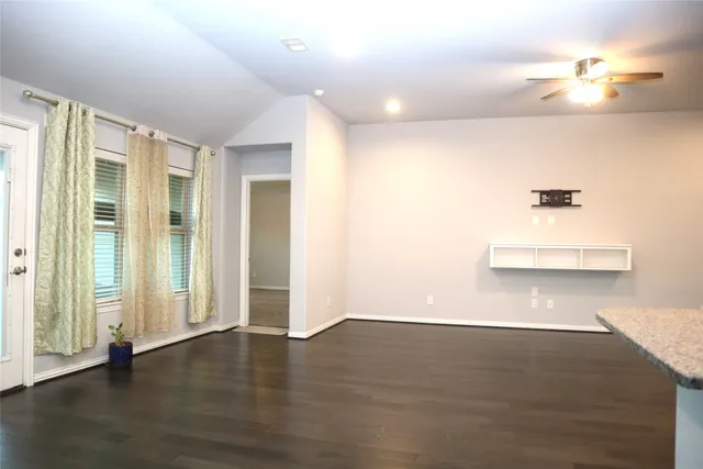 $2,900 | 4553 New Country Drive, Spring, TX 77386