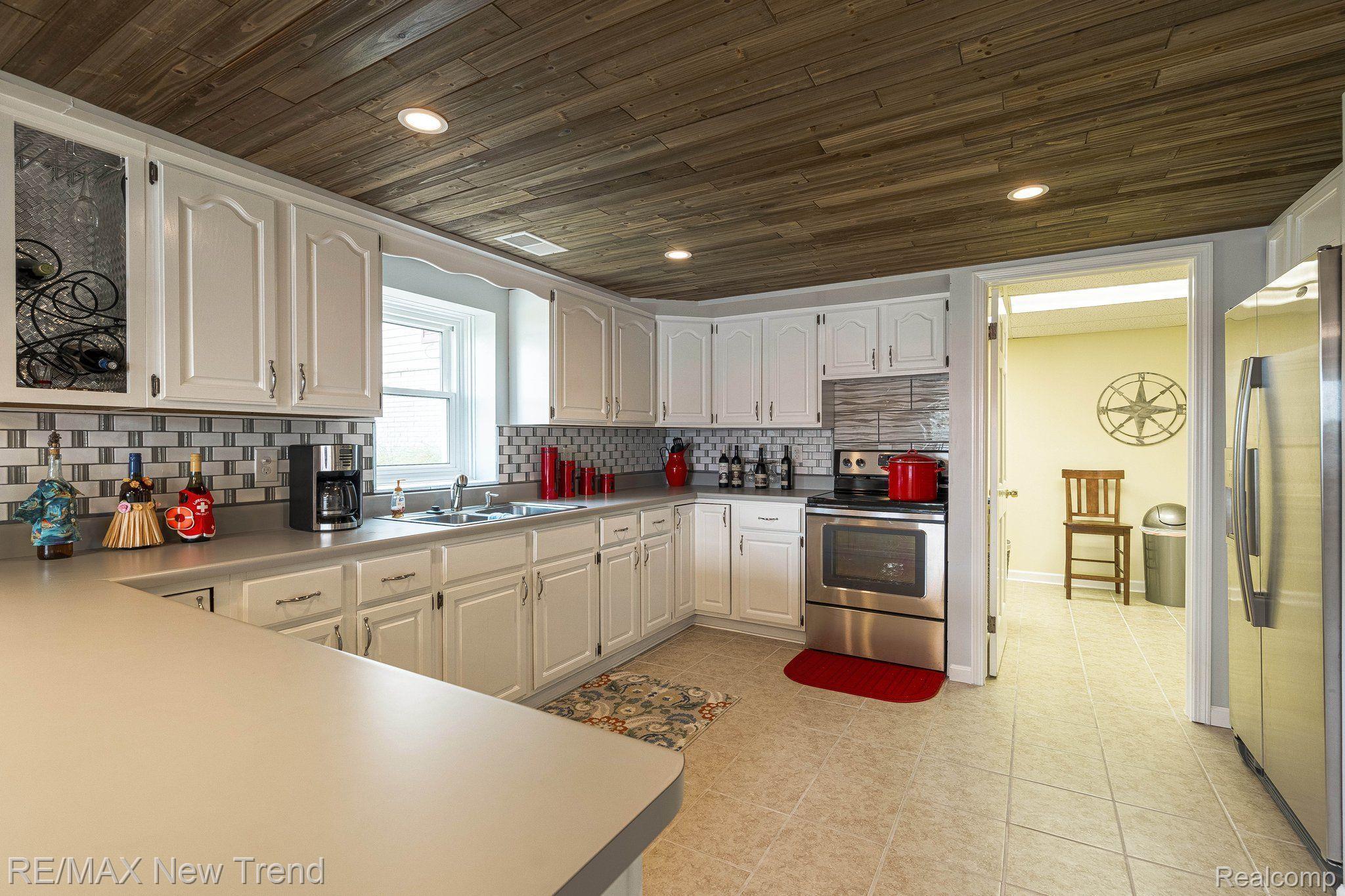 6768 Hatchery Road Waterford, MI 48329 - Photo 44 of 75 Gallery Image 44