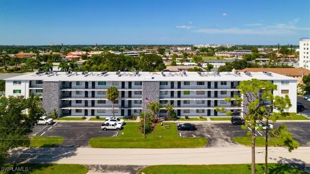 a picture of city view