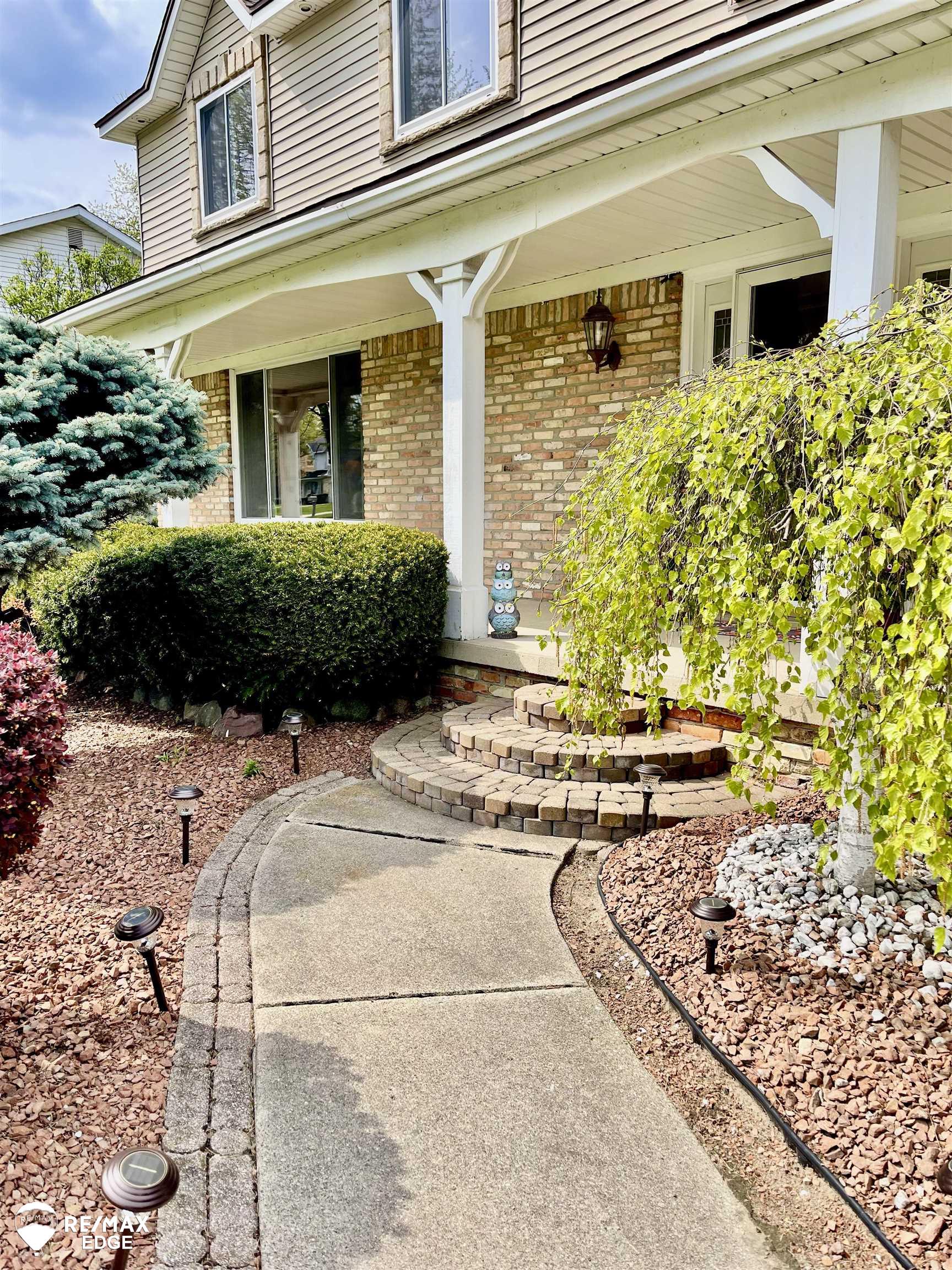 5519 Copley Square Road Grand Blanc, MI 48439 - Photo 2 of 29 50107415-1.JPG