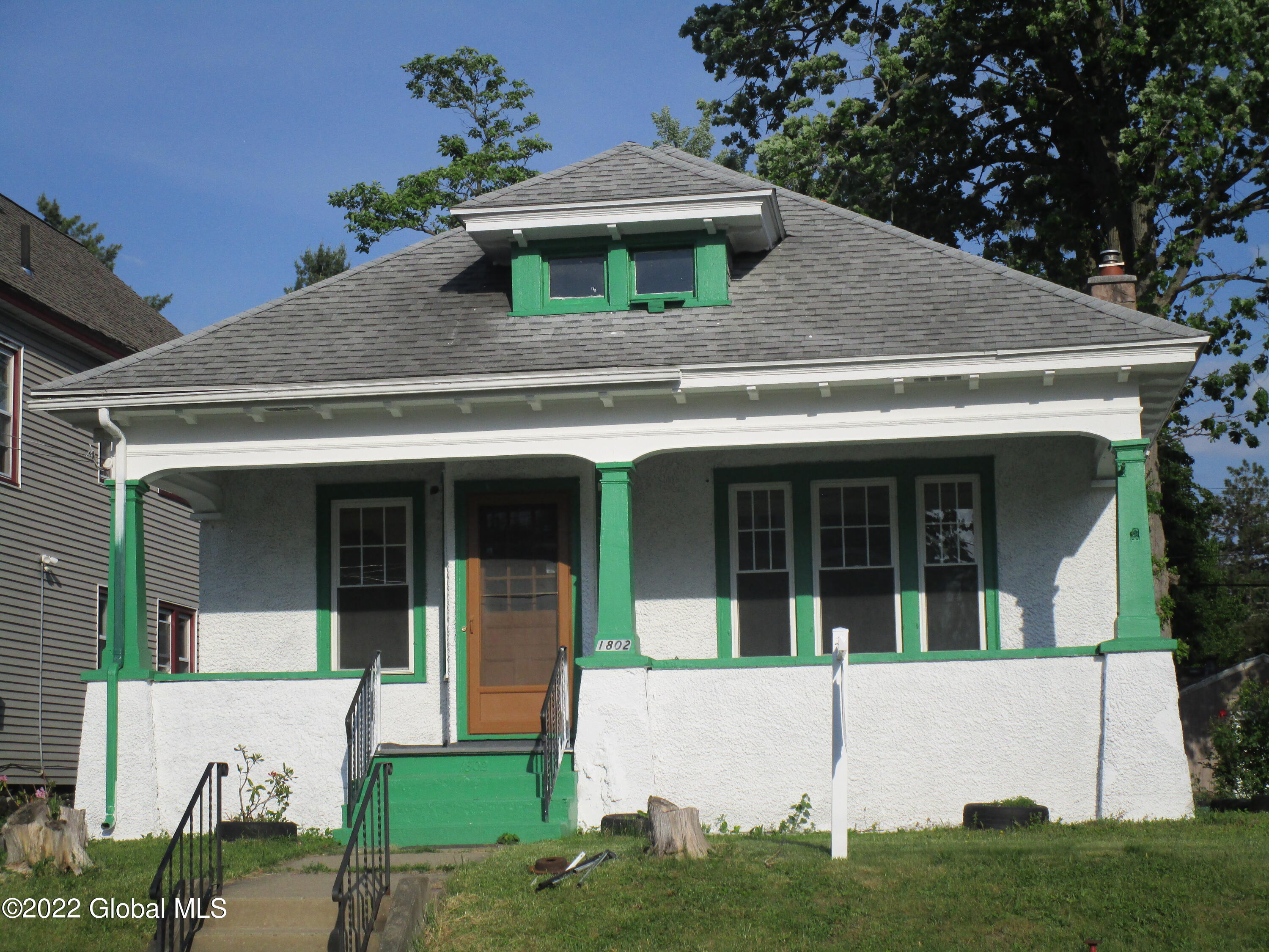 1802 Lenox Road Schenectady, NY 12308 - Photo 1 of 24 IMG_2193