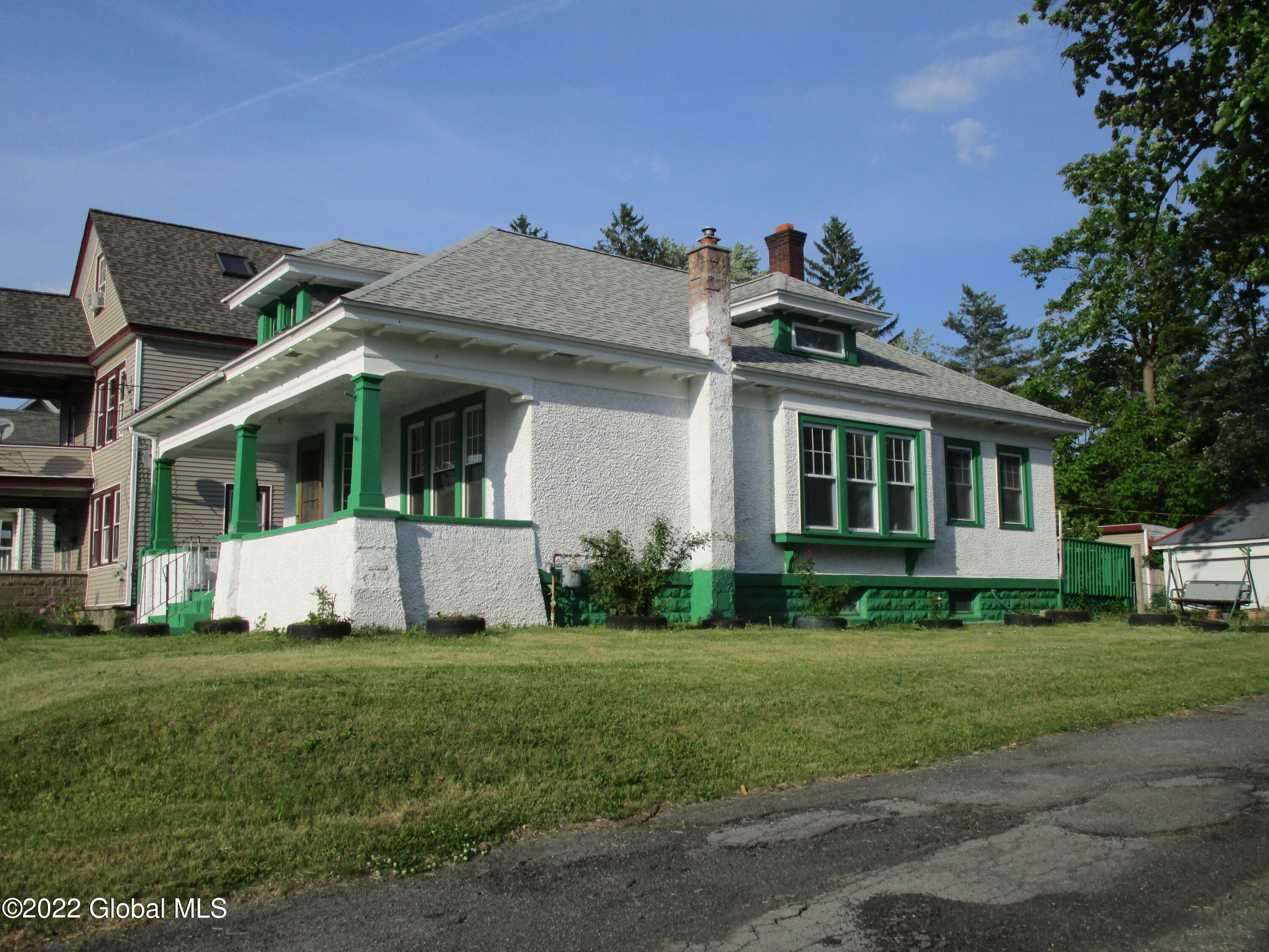 1802 Lenox Road Schenectady, NY 12308 - Photo 2 of 24 IMG_2191