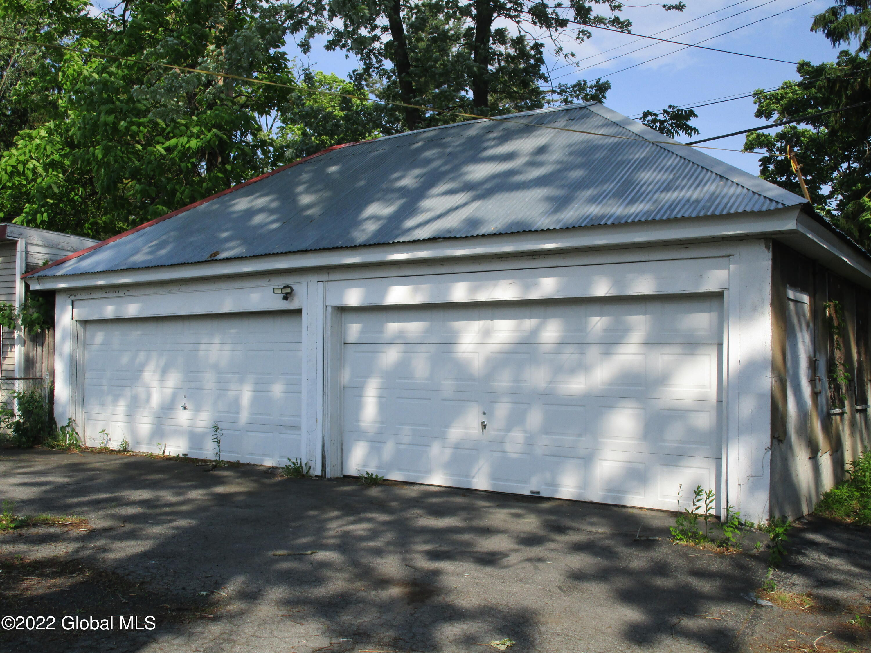 1802 Lenox Road Schenectady, NY 12308 - Photo 23 of 24 IMG_2160