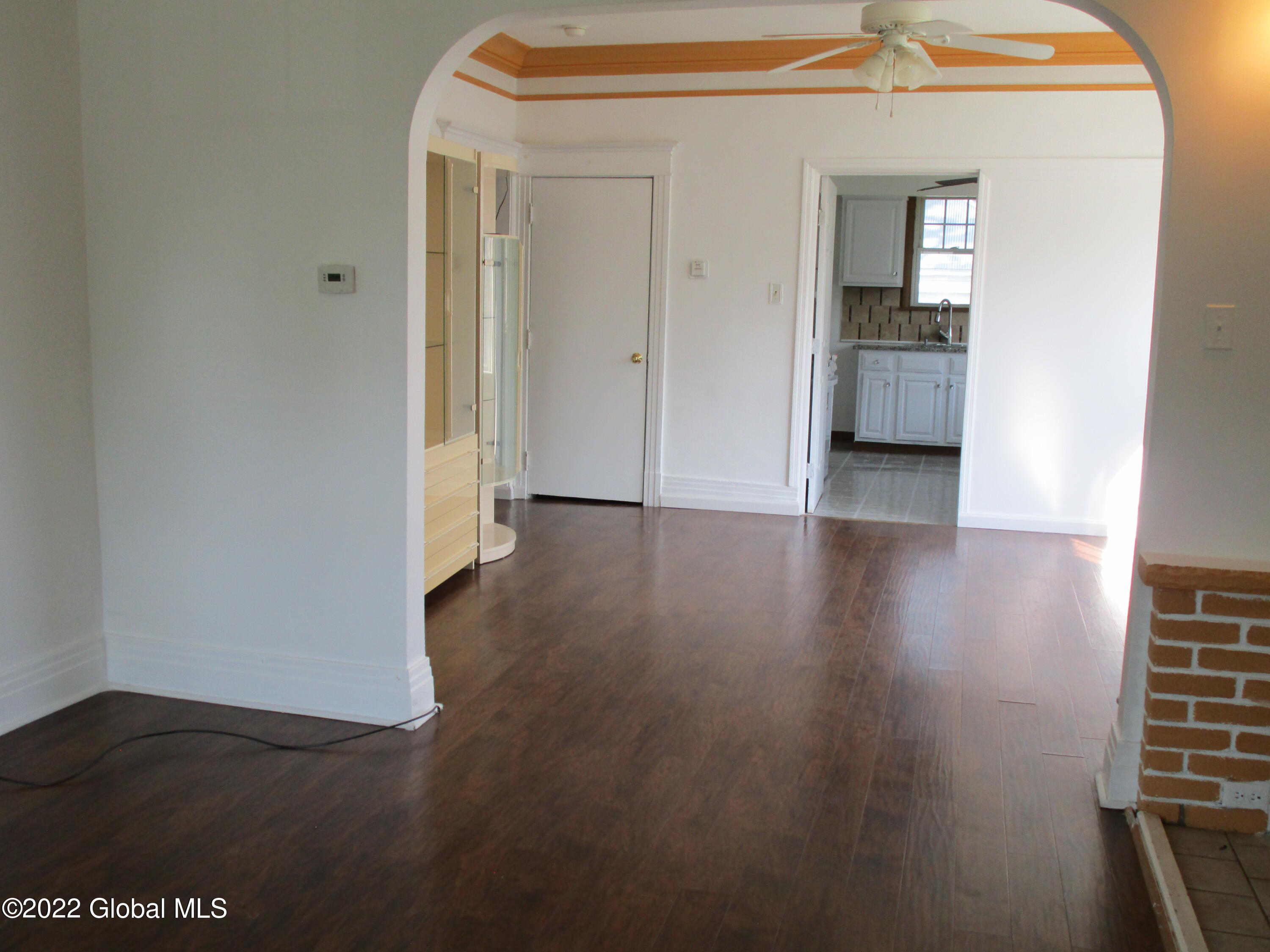 1802 Lenox Road Schenectady, NY 12308 - Photo 3 of 24 IMG_2171