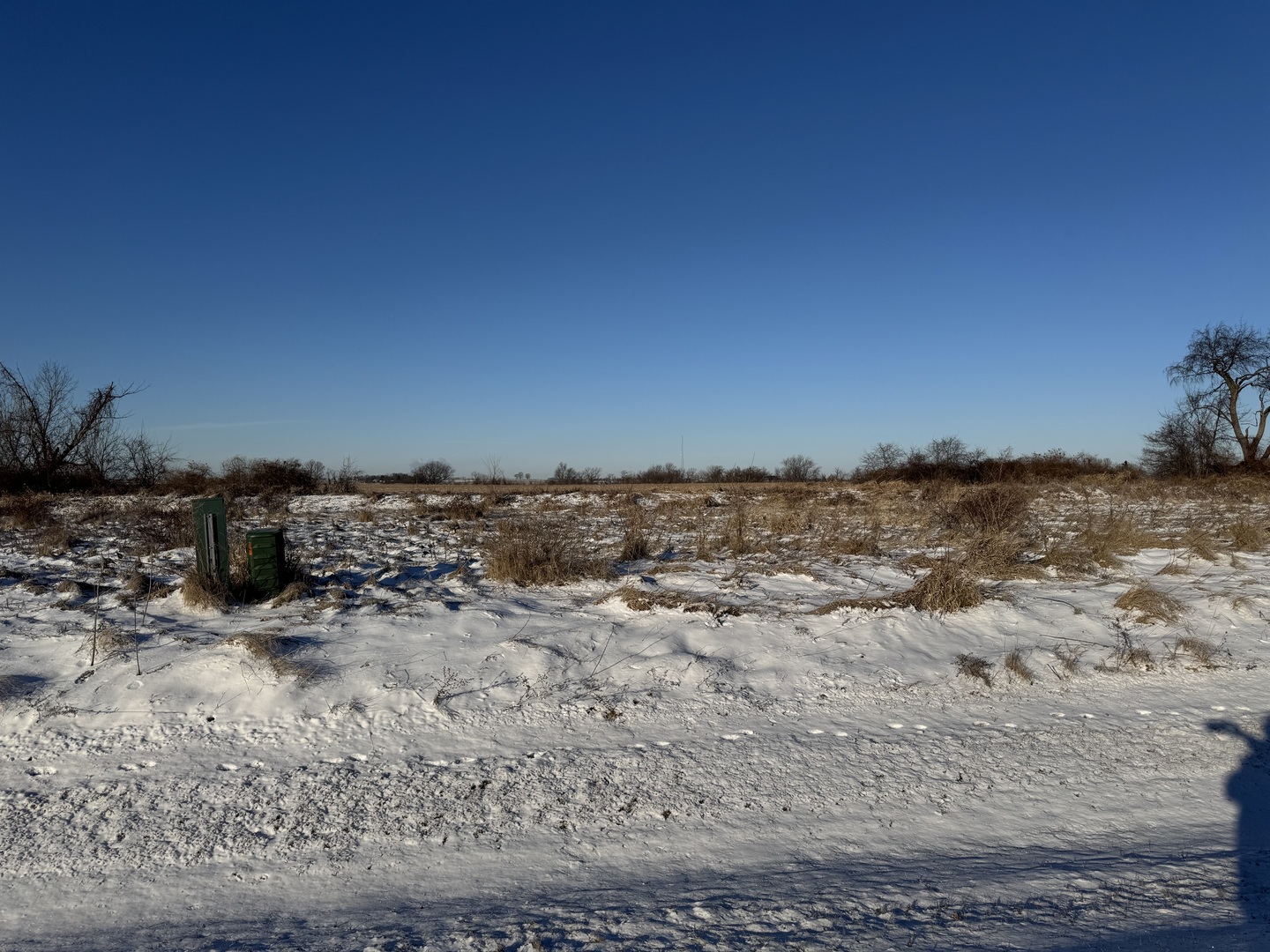 a view of a lake with a mountain