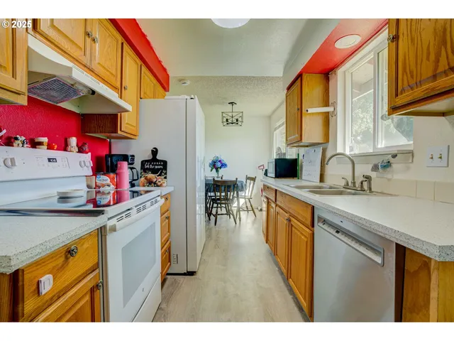 $300,000 | 133 John Day Street, Umatilla, OR 97882