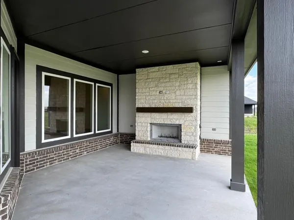 $609,900 | 2316 Quartz Street, Krum, TX 76249