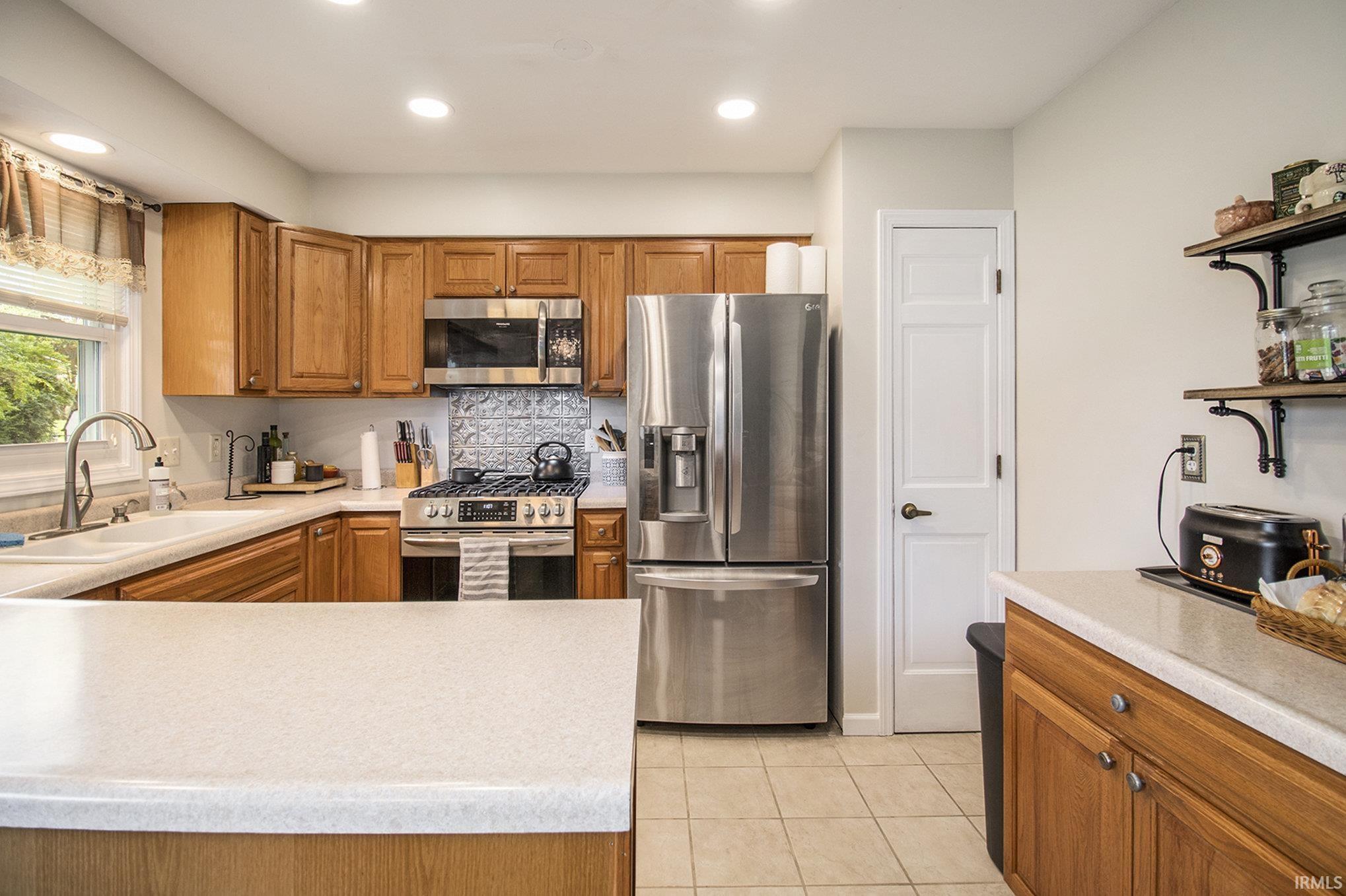 17822 Darden Road South Bend, IN 46635 - Photo 10 of 32 Gallery Image 10