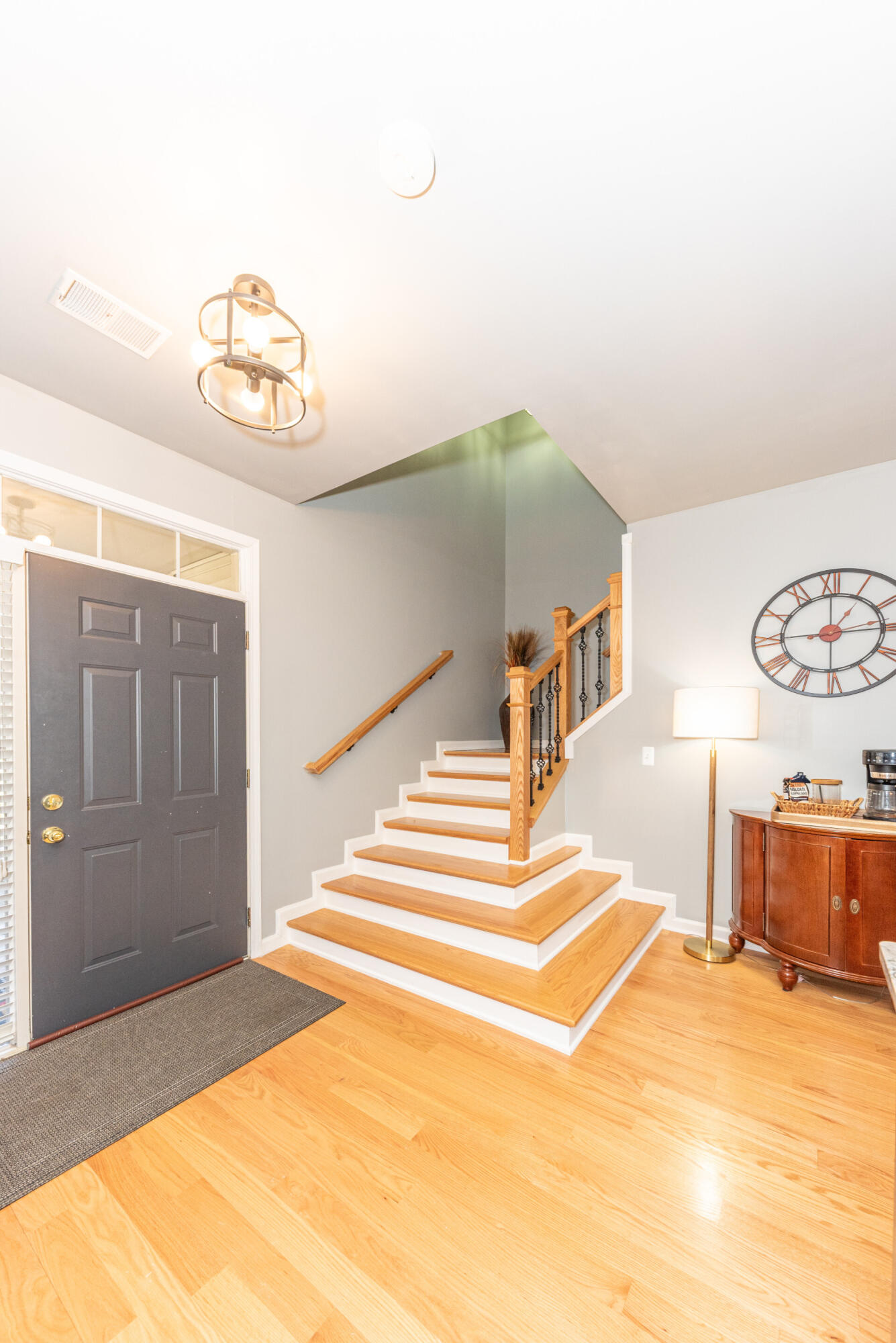 4003 Elizabeth Avenue Canton, MI 48188 - Photo 4 of 53 00__15