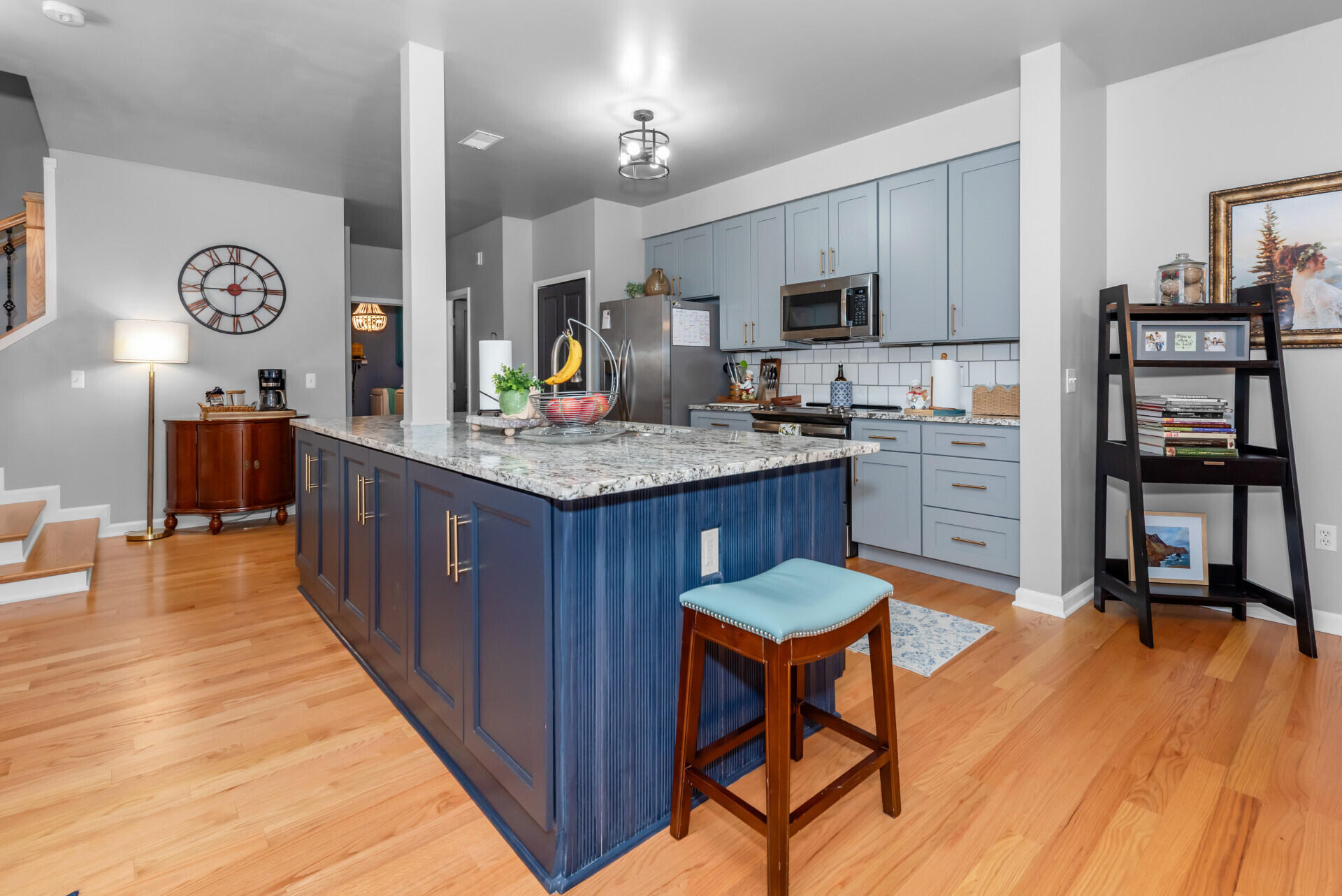 4003 Elizabeth Avenue Canton, MI 48188 - Photo 9 of 53 00__20