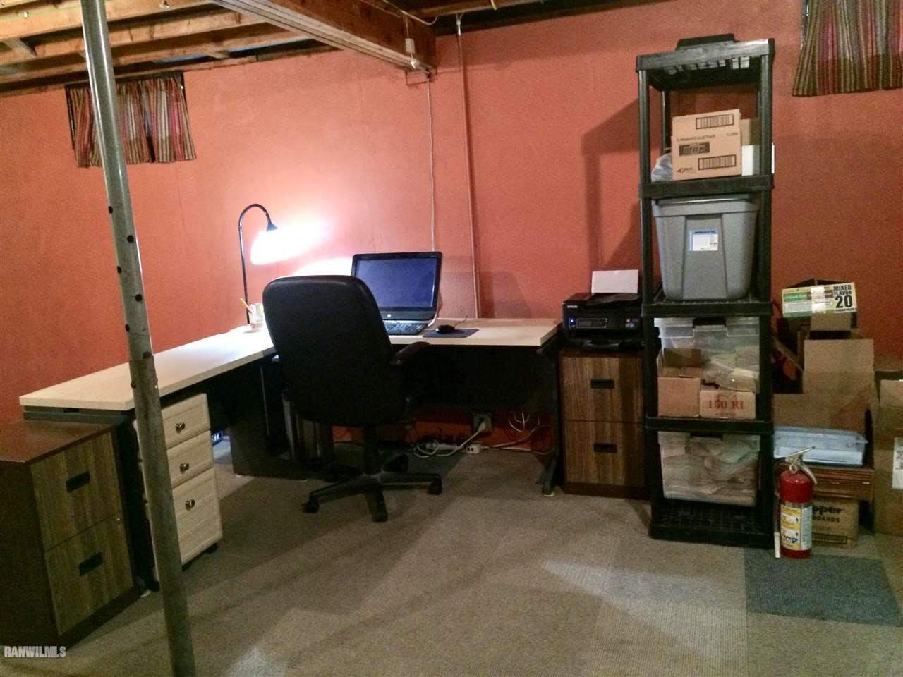 517 South Ridge Street Shannon, IL 61078 - Photo 13 of 21 a room with musical instruments