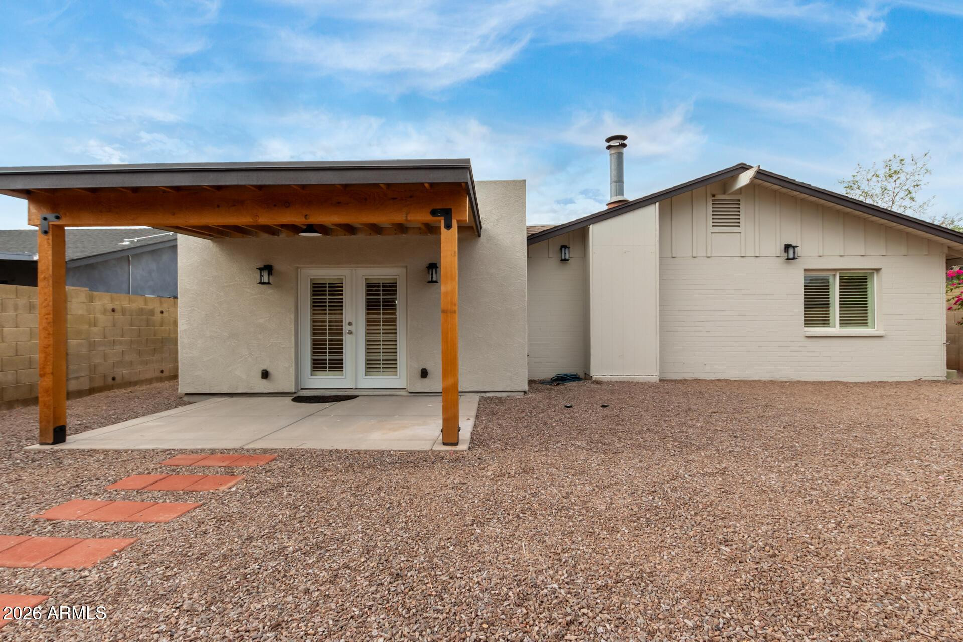 1628 East Del Rio Drive Tempe, AZ 85282 - Photo 28 of 32 a view of backyard of house