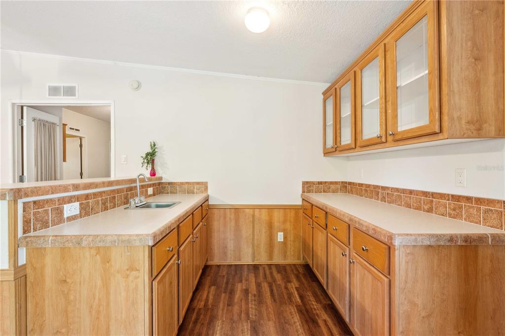 3319 Fox Ridge Boulevard Wesley Chapel, FL 33543 - Photo 9 of 50 a bathroom with a sink and a mirror