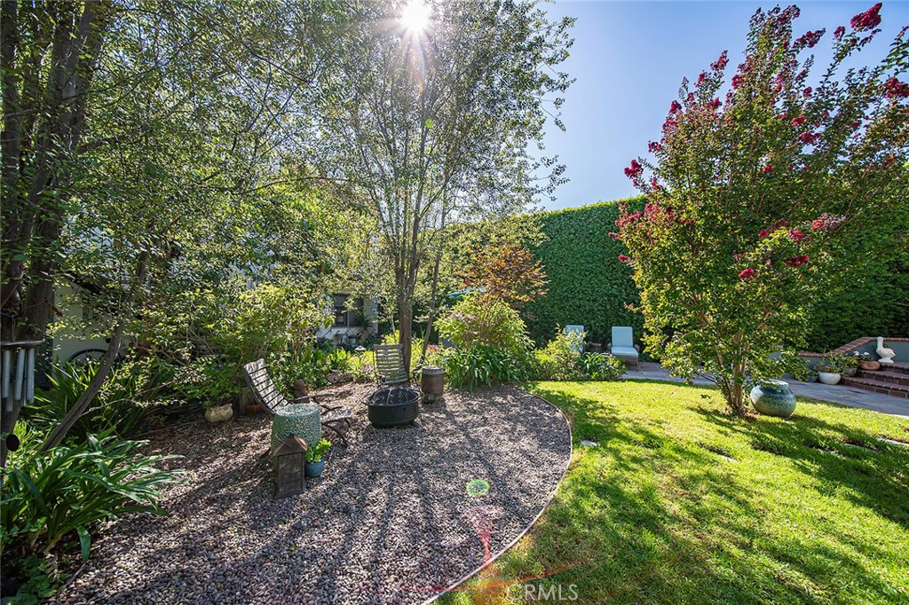 3216 2nd Street Long Beach, CA 90803 - Photo 42 of 62 Peaceful zen garden with water feature!