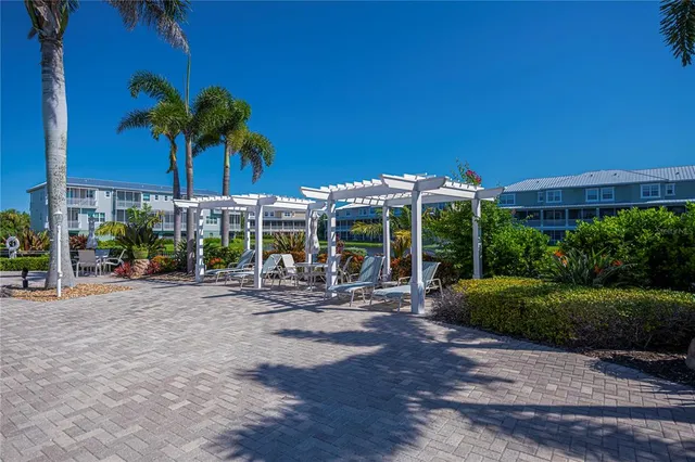 $534,900 | 10350 Coral Landings Lane, Unit 61, Placida, FL 33946