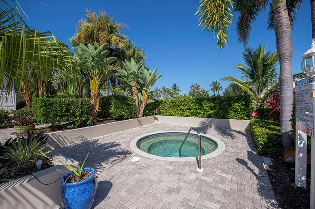 $534,900 | 10350 Coral Landings Lane, Unit 61, Placida, FL 33946