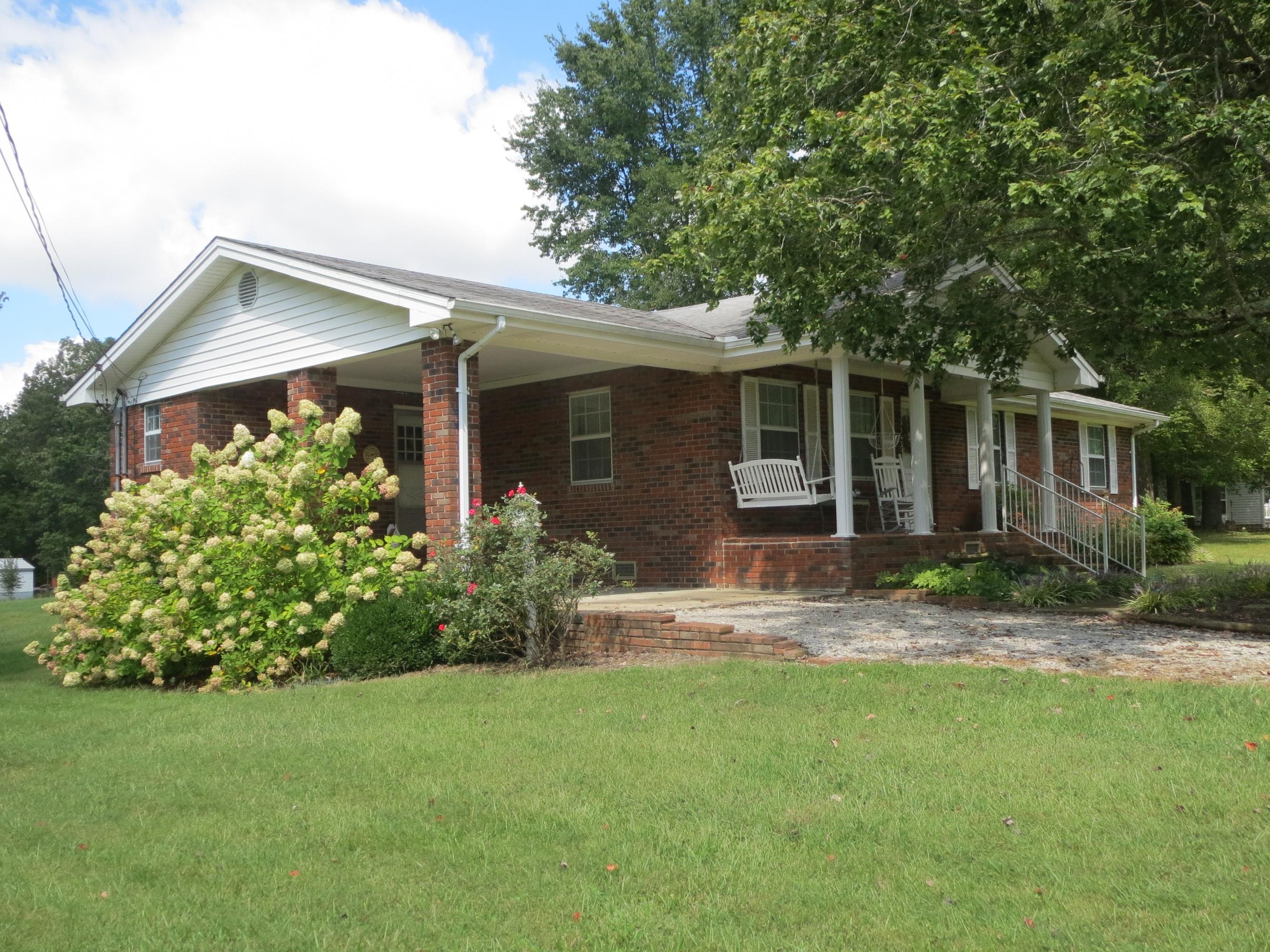 1127 Smallwood Road Jamestown, TN 38556 - Photo 2 of 17 S2