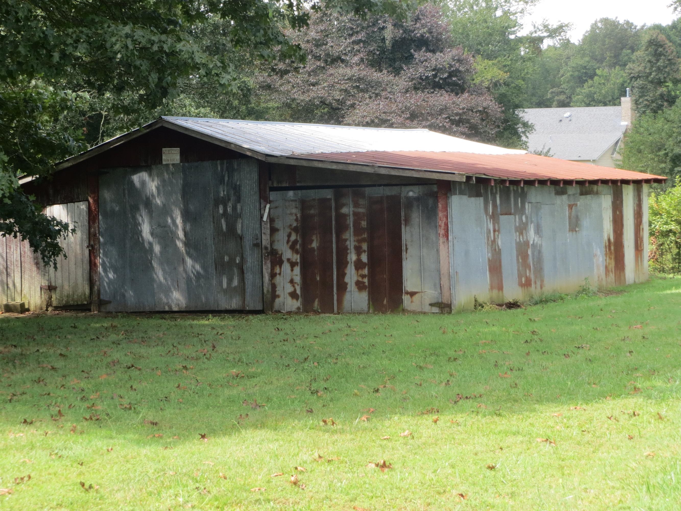 1127 Smallwood Road Jamestown, TN 38556 - Photo 5 of 17 S5