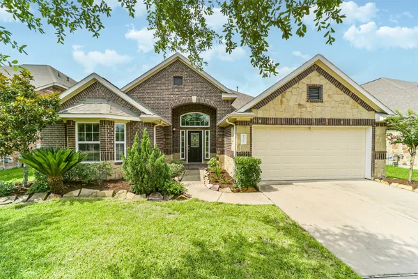 $2,800 | 14711 East Red Bayberry Court, Cypress, TX 77433
