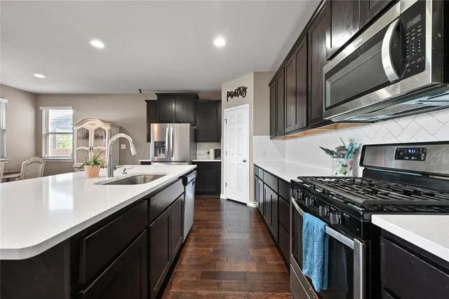 $349,900 | 160 Thornless Circle, Buda, TX 78610