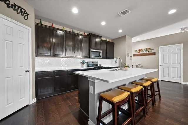 $349,900 | 160 Thornless Circle, Buda, TX 78610