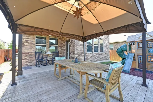 $349,900 | 160 Thornless Circle, Buda, TX 78610