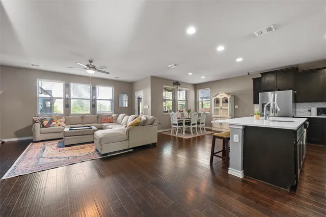 $349,900 | 160 Thornless Circle, Buda, TX 78610