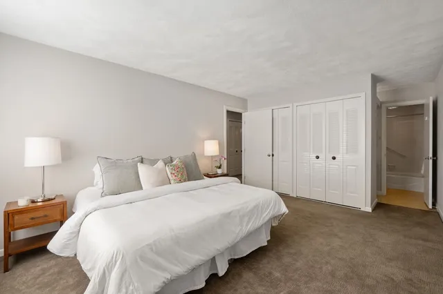 $595,000 | 29 Concord Greene, Unit 3, Concord, MA 01742