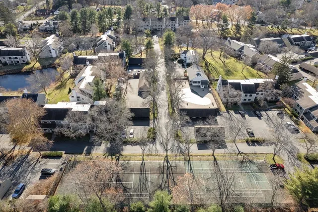 $595,000 | 29 Concord Greene, Unit 3, Concord, MA 01742