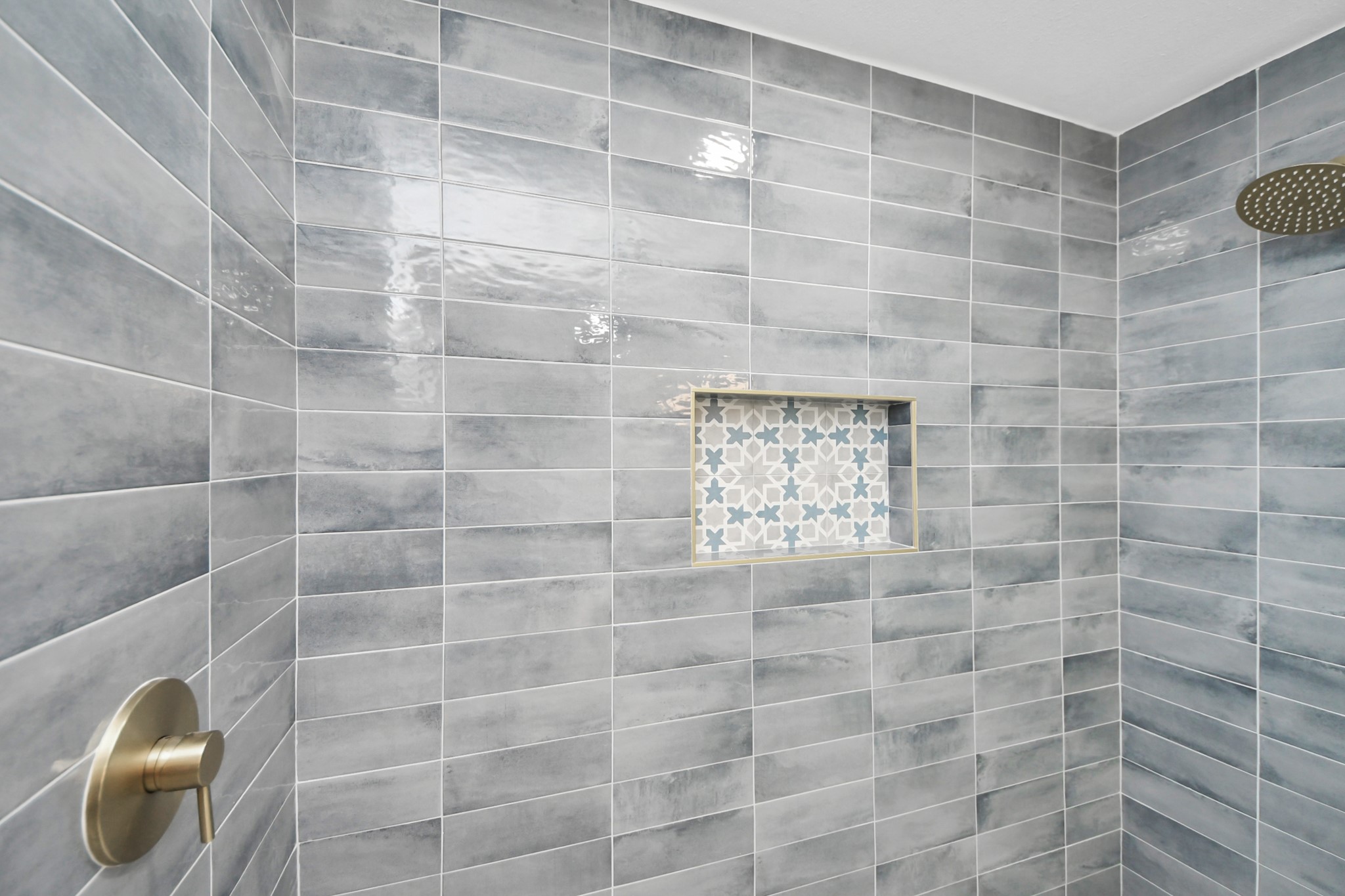 300 Narcissus Road Kemah, TX 77565 - Photo 30 of 47 a bathroom with a shower