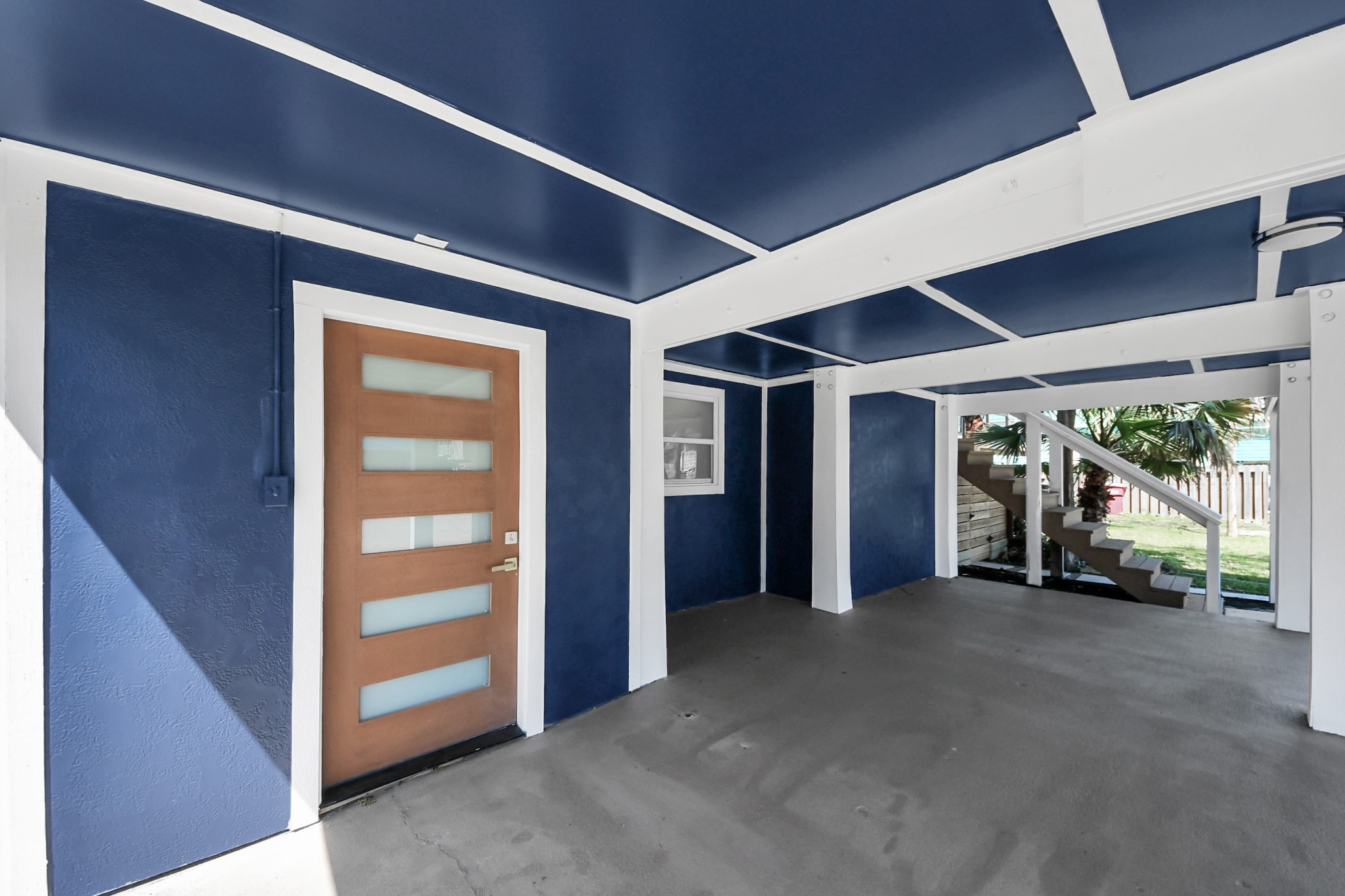 300 Narcissus Road Kemah, TX 77565 - Photo 47 of 47 a view of a hallway with seating area