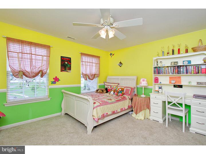 160 Prairie View Lane Mickleton, NJ 08056 - Photo 20 of 20 a bedroom with a bed a window and dresser