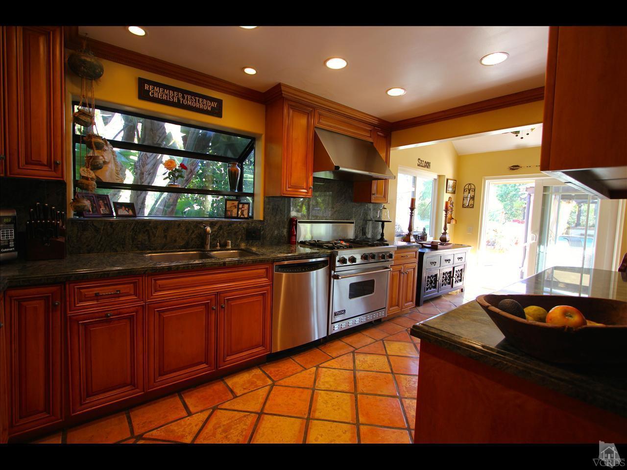 580 Rancho Road Thousand Oaks, CA 91362 - Photo 4 of 25 Additional Photo