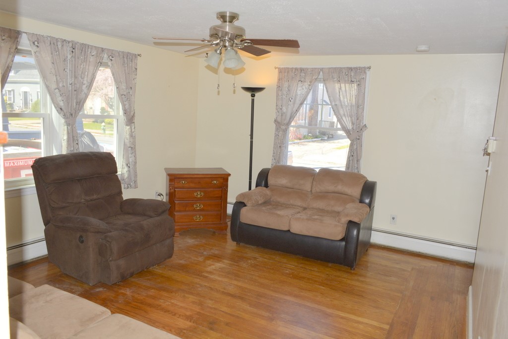 40 Brookwood Road Cranston, RI 02910 - Photo 12 of 29 Gallery Image 12
