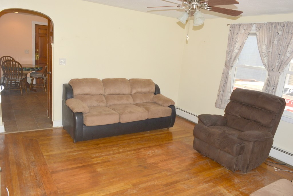 40 Brookwood Road Cranston, RI 02910 - Photo 13 of 29 Gallery Image 13
