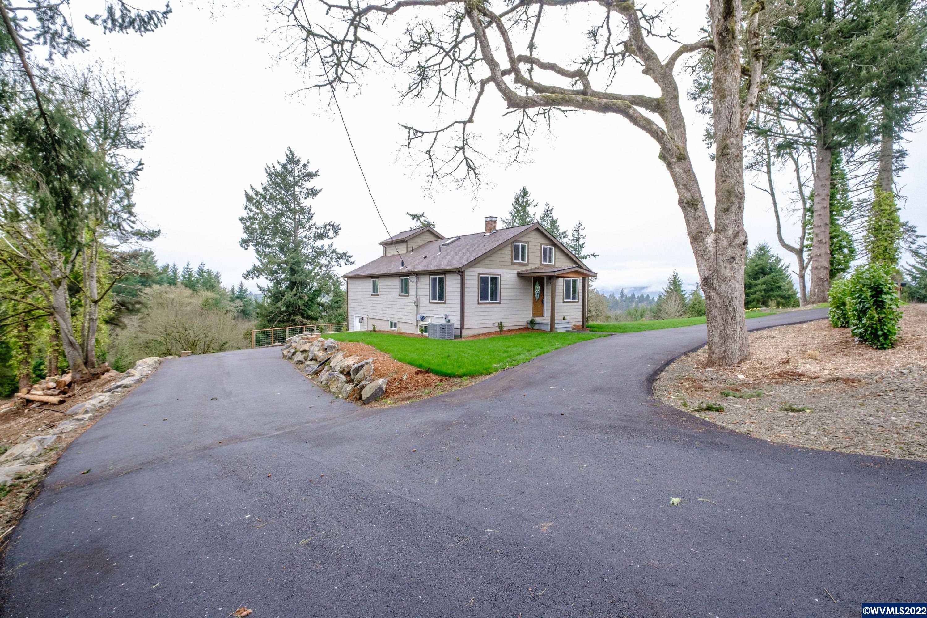 3927 Viewcrest Road South Salem, OR 97302 - Photo 4 of 42