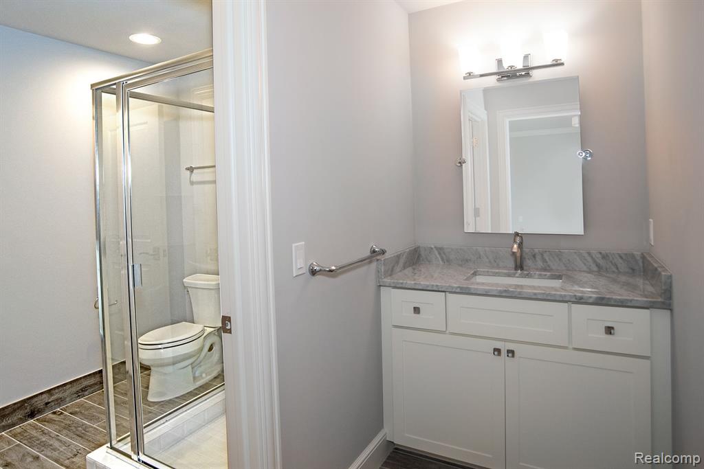 632 Wellington Circle Rochester Hills, MI 48309 - Photo 33 of 40