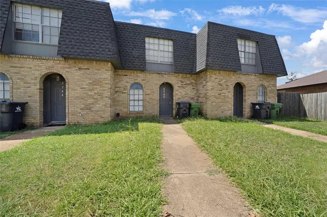 $700,000 | 2744 St George Place, Arlington, TX 76015