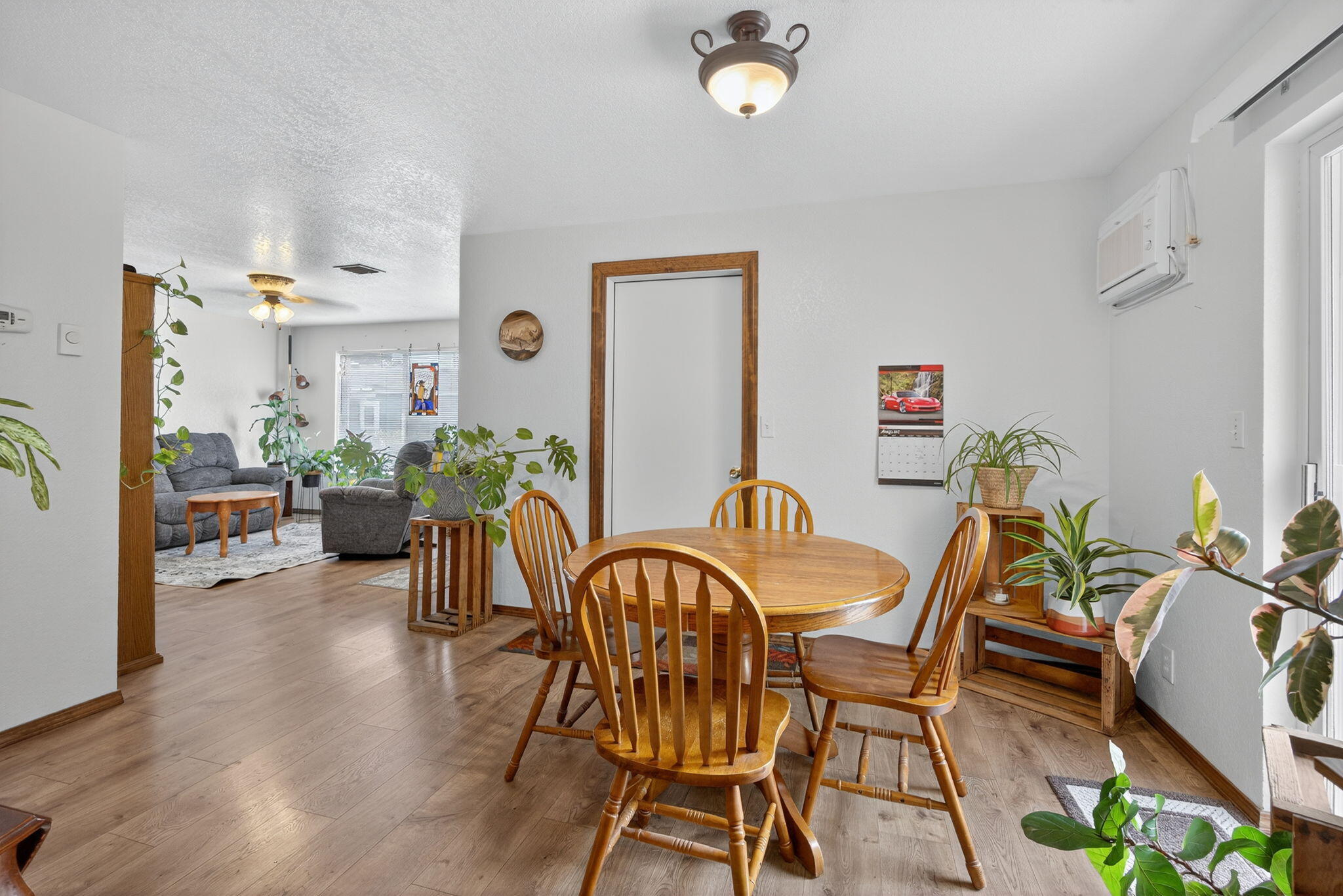 589 Clearview Way Eagle Point, OR 97524 - Photo 17 of 30 589 Clearview Way (17)