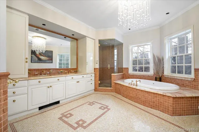 $3,188,888 | 6 Westmoreland Place | Douglaston