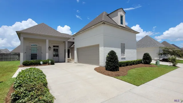 $2,550 | 536 Warbler Crossing Avenue, Baton Rouge, LA 70810