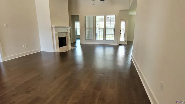 $2,550 | 536 Warbler Crossing Avenue, Baton Rouge, LA 70810