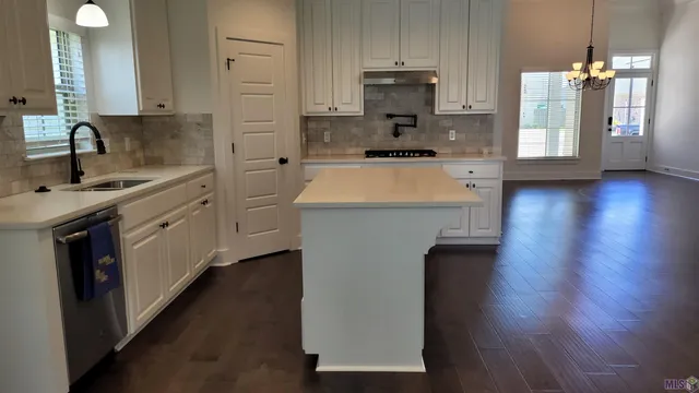 $2,550 | 536 Warbler Crossing Avenue, Baton Rouge, LA 70810